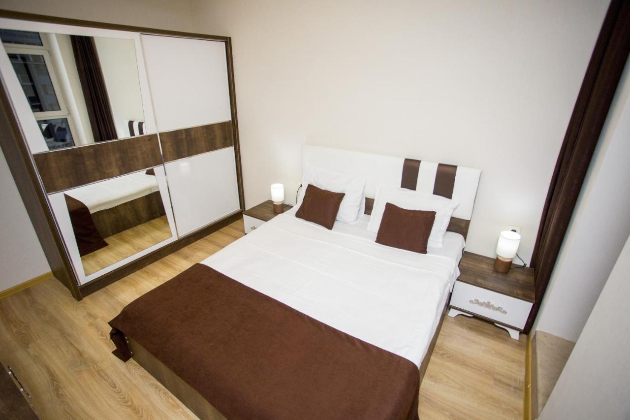 Lux Apartment Batumi Exterior photo