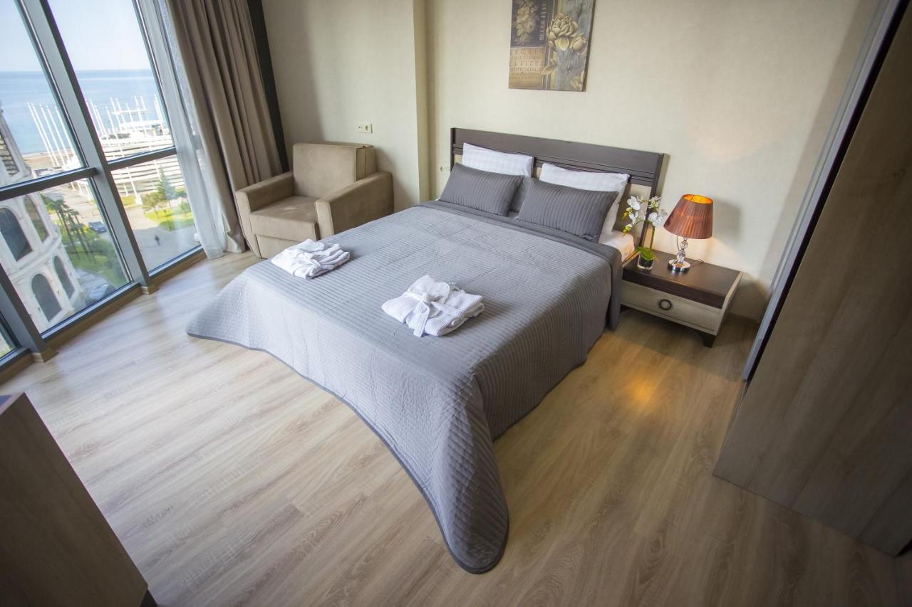 Lux Apartment Batumi Exterior photo