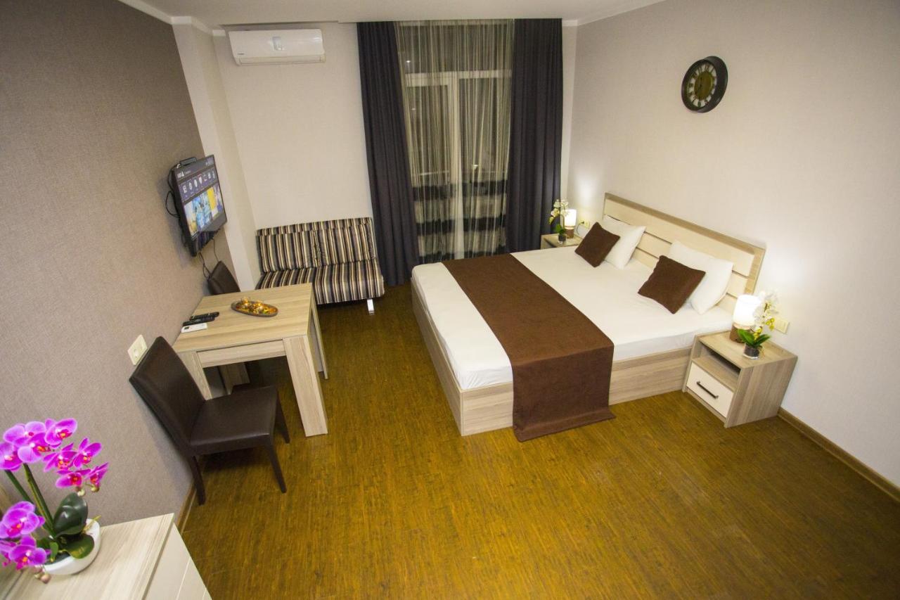 Lux Apartment Batumi Exterior photo